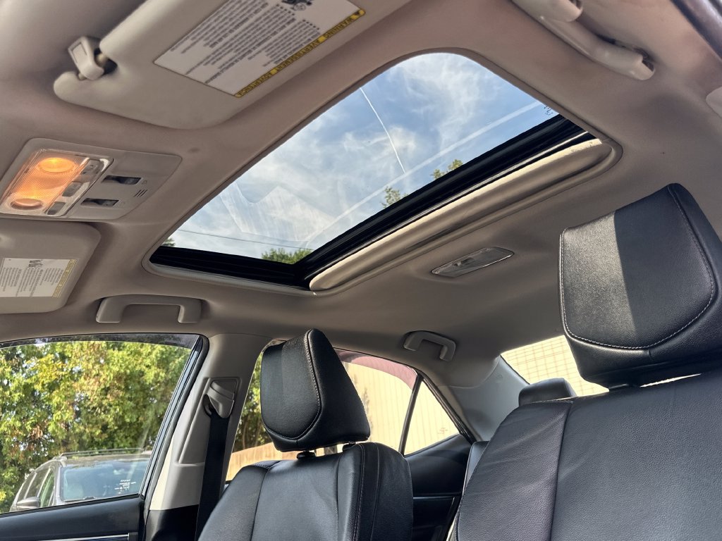 Used 2016 Toyota Corolla S FWD image 34