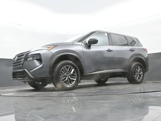 Used 2026 Nissan Rogue S FWD image 26