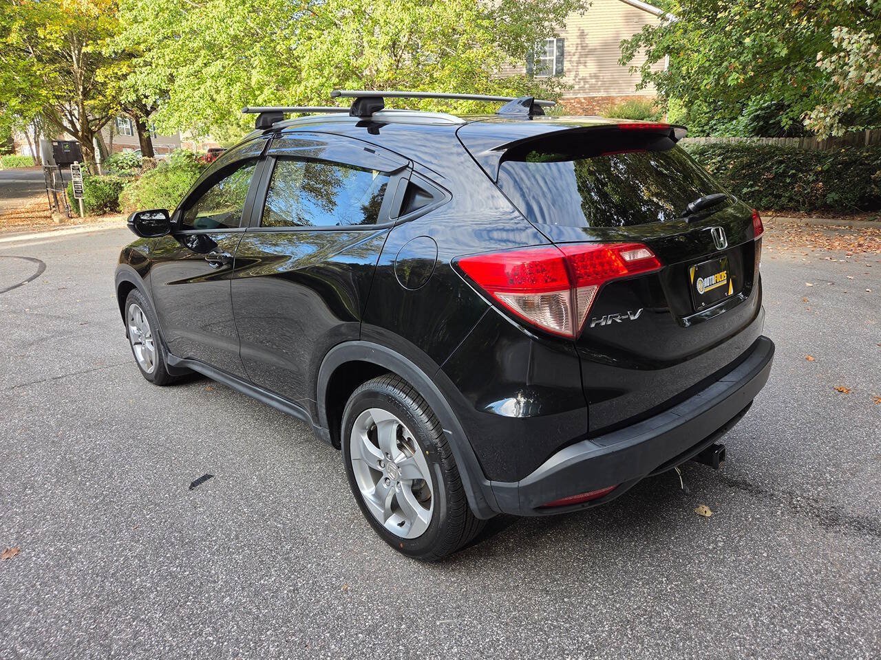 Used 2016 Honda HR-V EX-L image 3