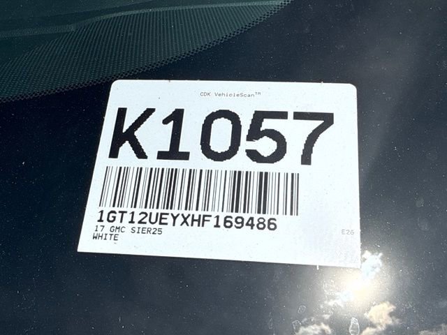 Used 2017 GMC Sierra 2500 Denali w/ Duramax Plus Package AWD/4WD image 30