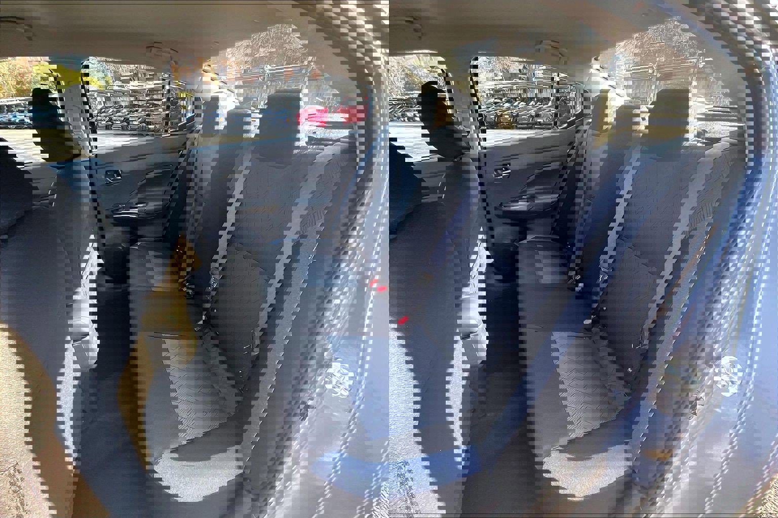 Used 2025 Nissan Versa SV image 23