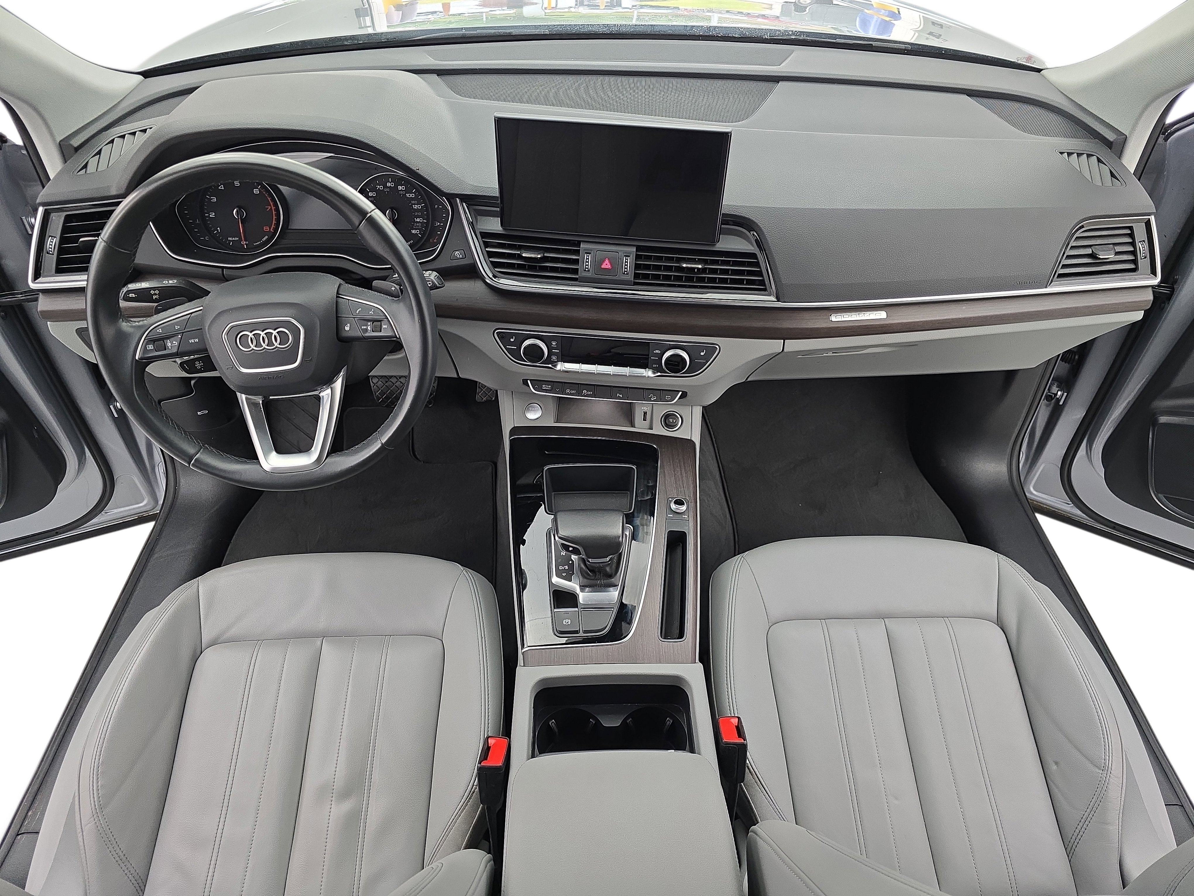 Used 2022 Audi Q5 2.0T Premium w/ Convenience Package AWD/4WD image 9