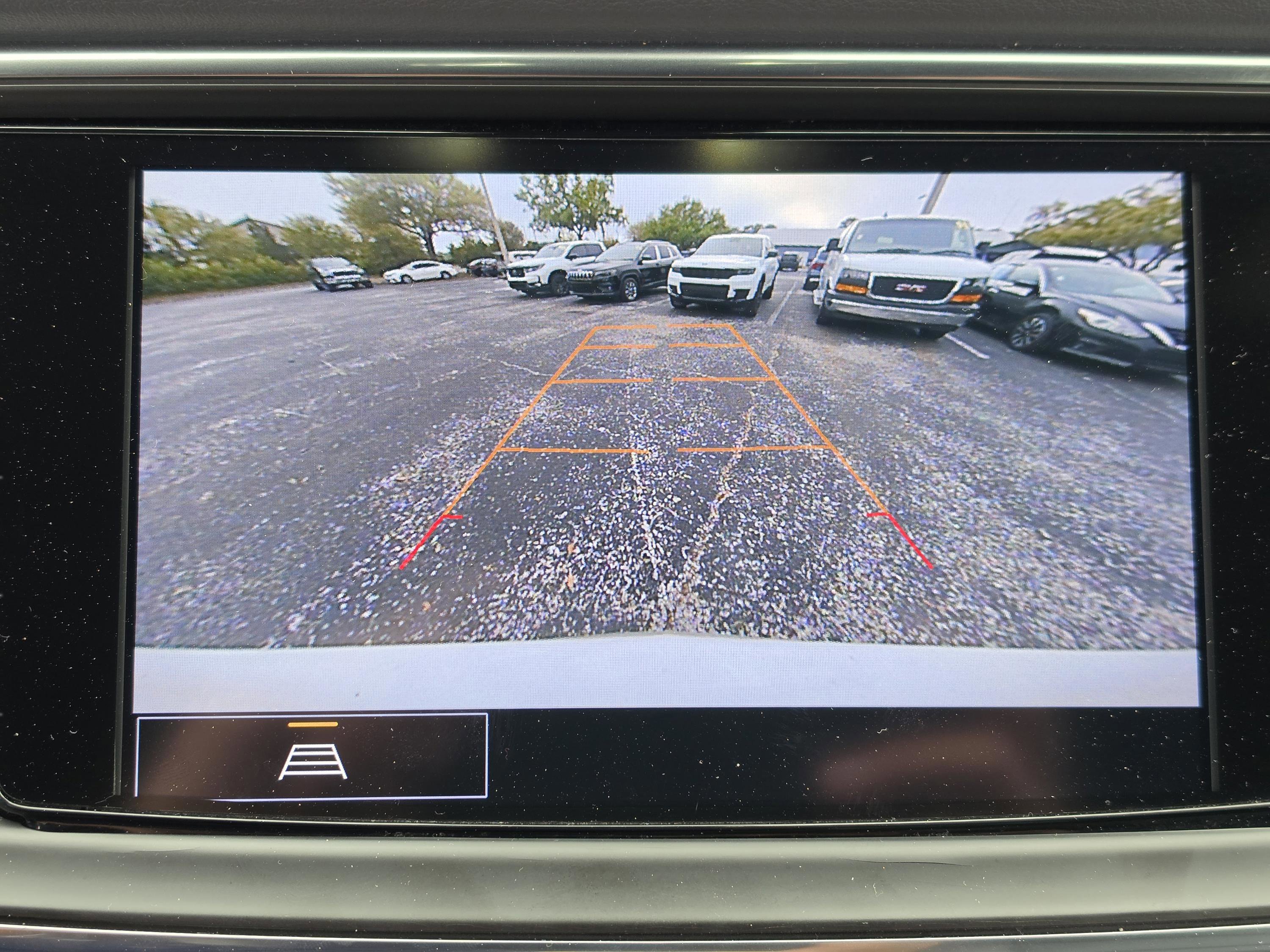 Used 2023 Buick Enclave Essence FWD image 28