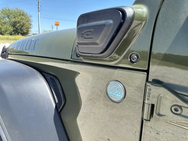 Used 2023 Jeep Wrangler Unlimited AWD/4WD image 9