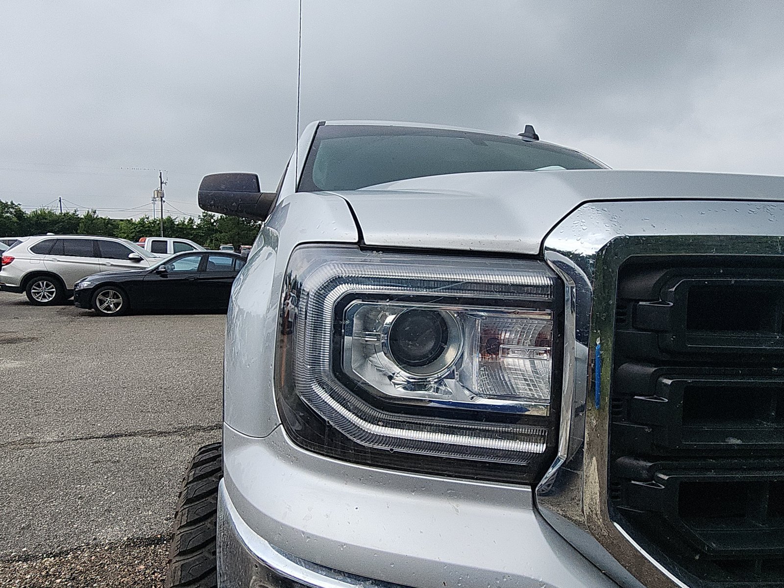 Used 2017 GMC Sierra 1500 4x4 Crew Cab w/ Sierra Convenience Package image 9