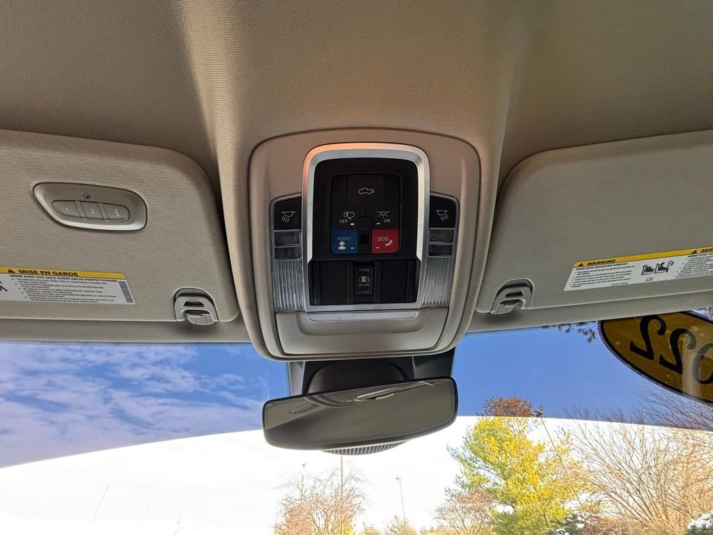 Used 2022 RAM 1500 Laramie image 36