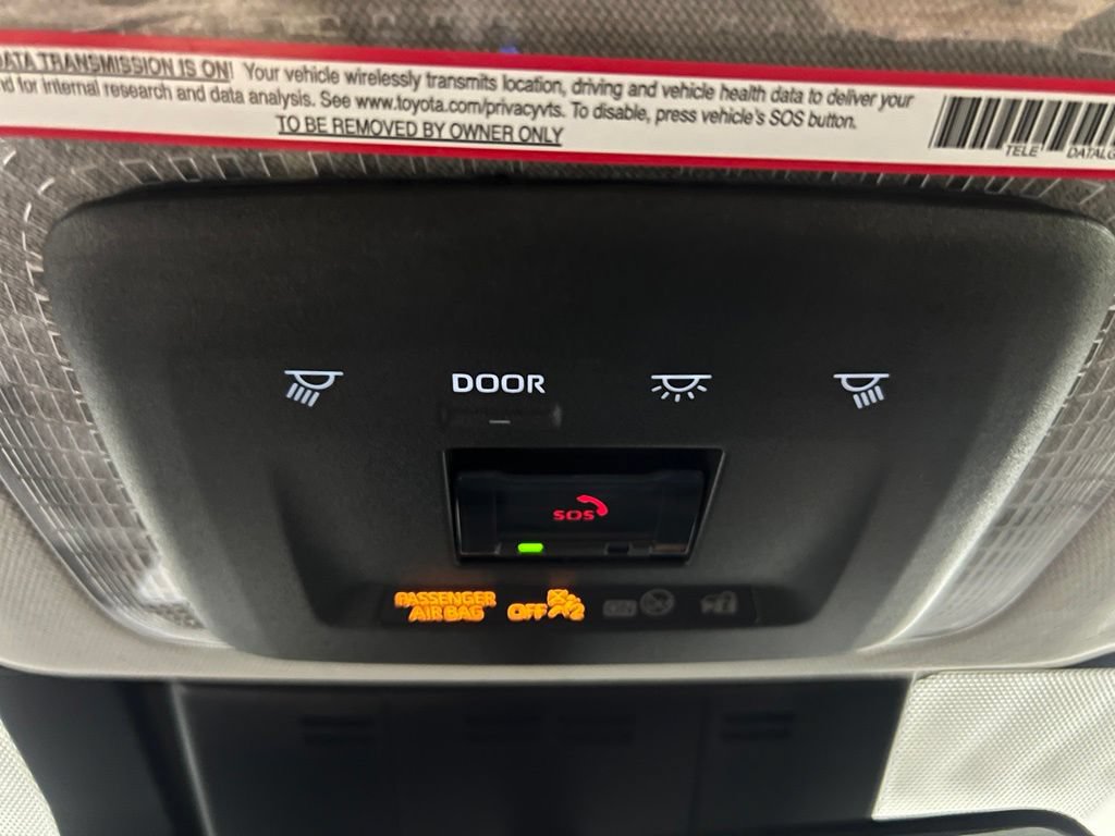Certified 2023 Toyota Prius XLE FWD image 32