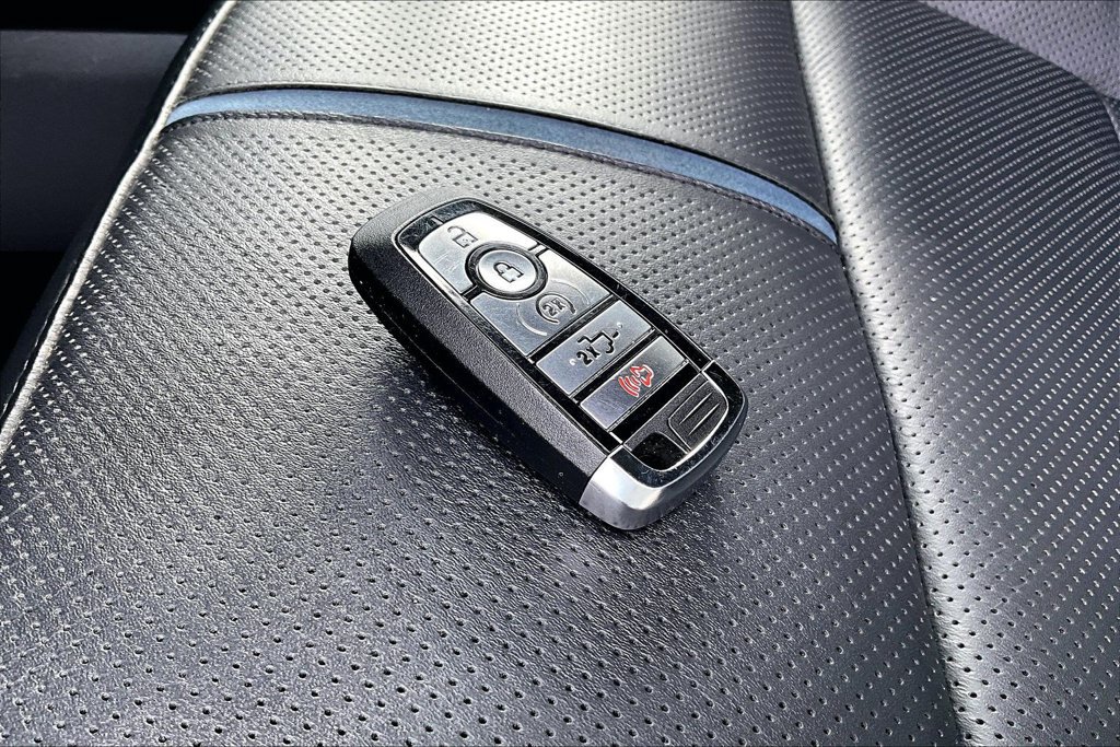 Used 2024 Ford F150 Platinum AWD/4WD image 36