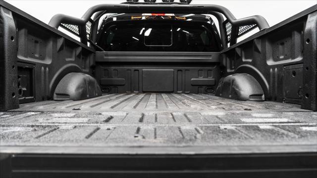 Used 2025 Ford F150 Lariat w/ Equipment Group 502A High image 10