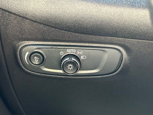 Used 2024 Chevrolet Equinox LS w/ LS Convenience Package image 20