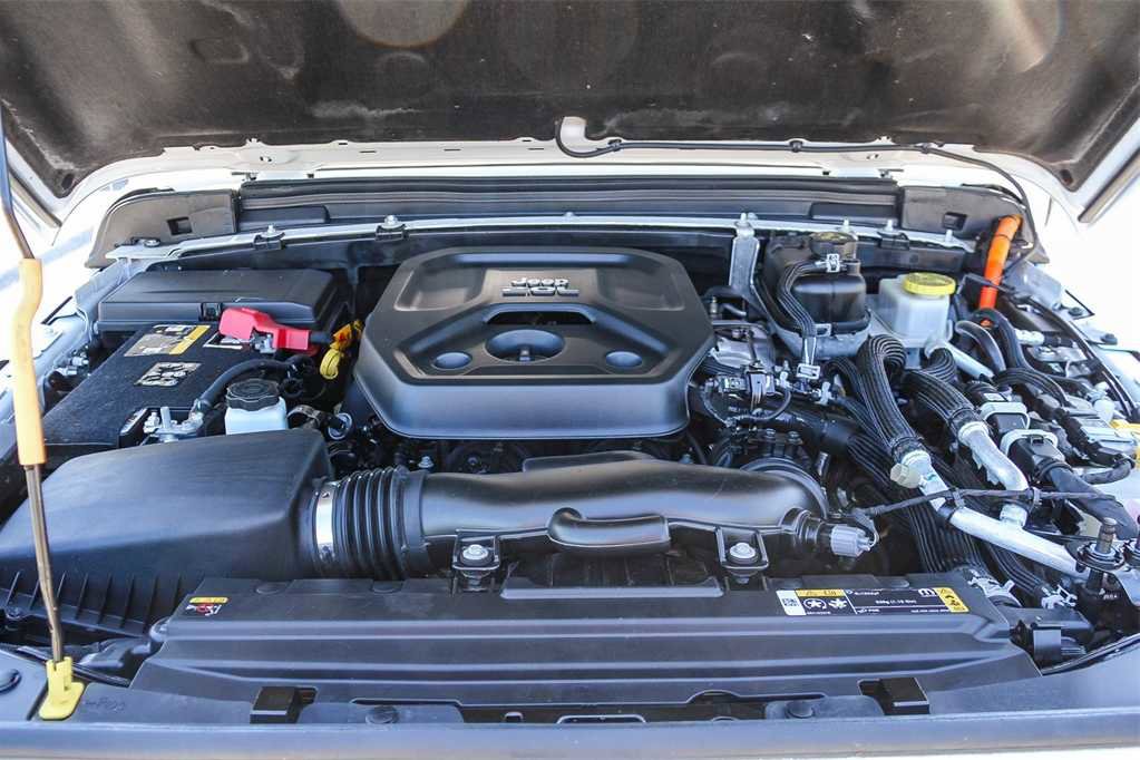 Used 2022 Jeep Wrangler Unlimited Rubicon 4xe w/ Cold Weather Group image 26