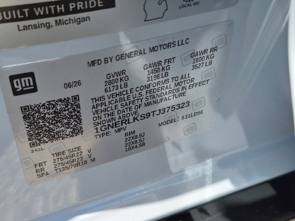 New 2026 Chevrolet Traverse RS w/ LPO, Floor Liner Package FWD image 32