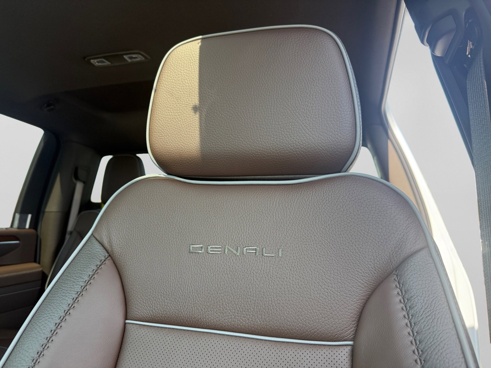 New 2026 GMC Sierra 3500 Denali w/ Technology Package image 18