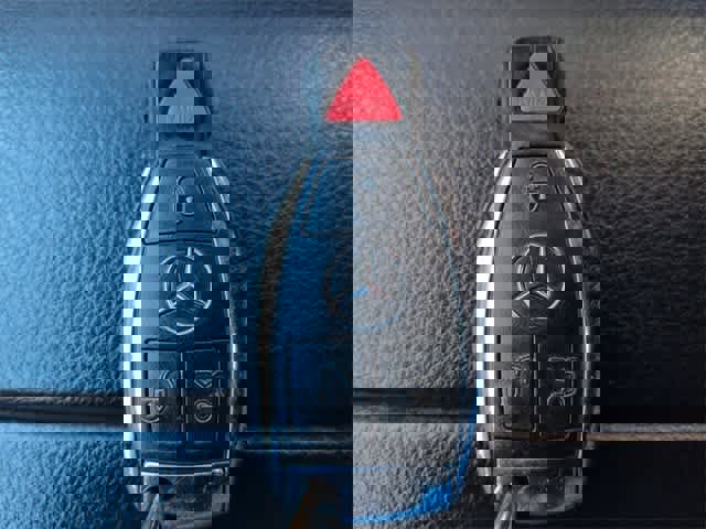 Used 2018 Mercedes-Benz C 300 Sedan image 37