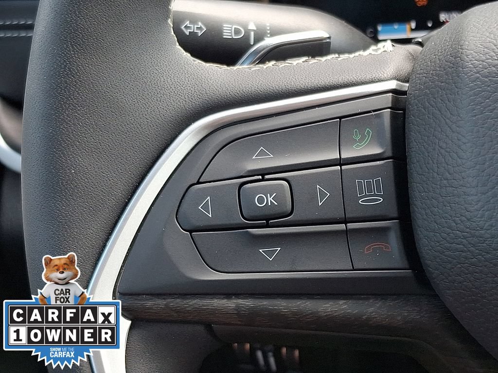 Used 2026 Jeep Grand Cherokee Altitude AWD/4WD image 21