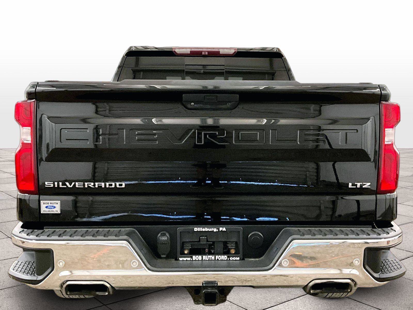 Used 2019 Chevrolet Silverado 1500 LTZ w/ LTZ Plus Package AWD/4WD image 4