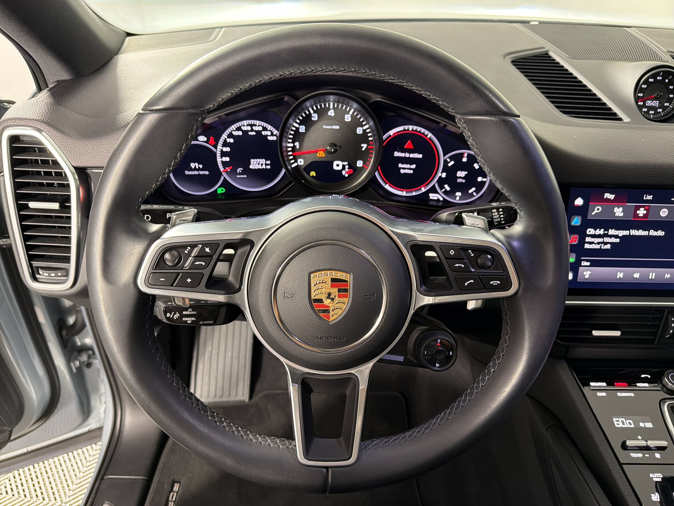 Certified 2023 Porsche Cayenne Coupe AWD/4WD image 18