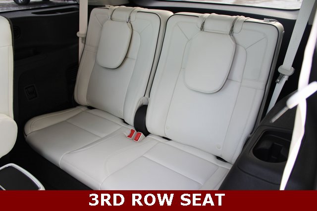 Used 2022 Lincoln Aviator Black Label w/ Dynamic Handling Package image 16