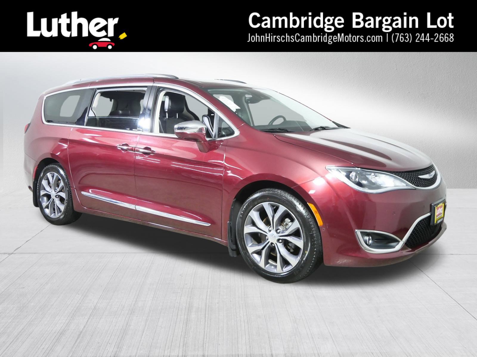 Used 2018 Chrysler Pacifica Limited w/ Tire & Wheel Group