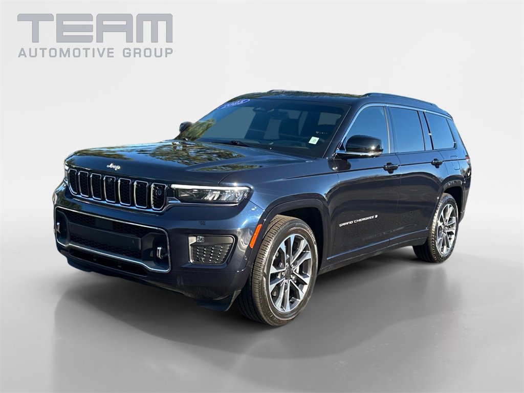 Used 2025 Jeep Grand Cherokee L Overland w/ Advanced Protech Group III image 3