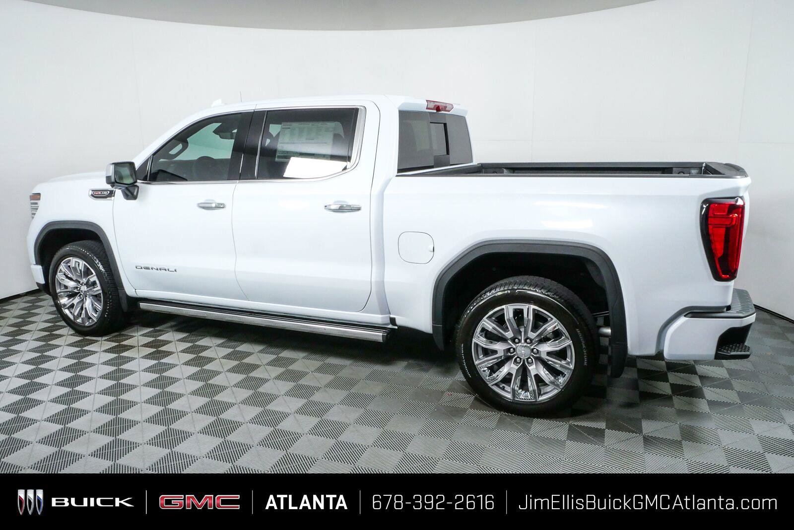 New 2026 GMC Sierra 1500 Denali AWD/4WD image 31