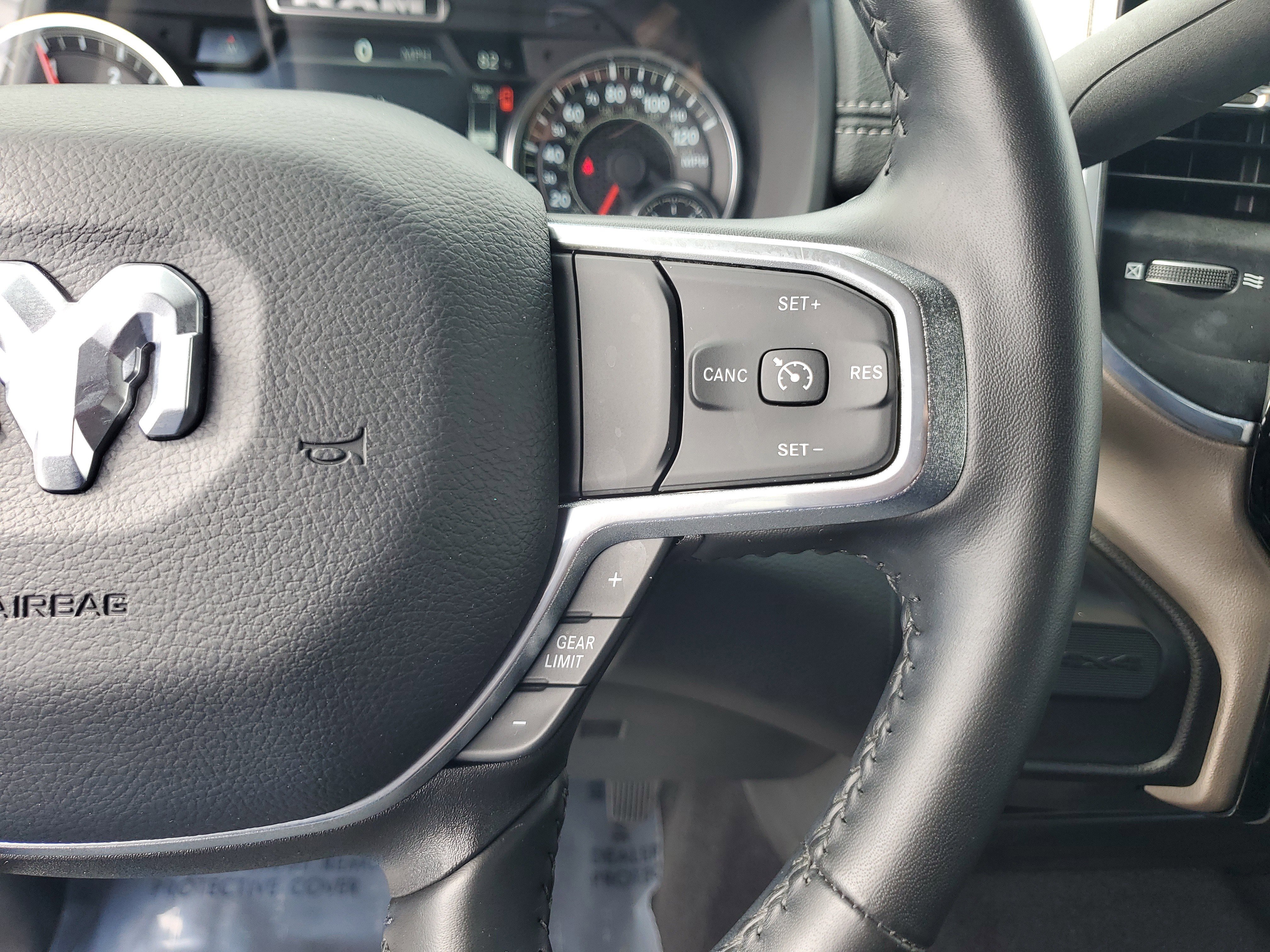 Used 2024 RAM 2500 Laramie image 22