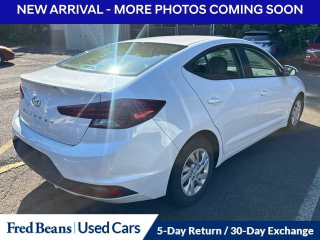 Used 2019 Hyundai Elantra SE FWD image 3