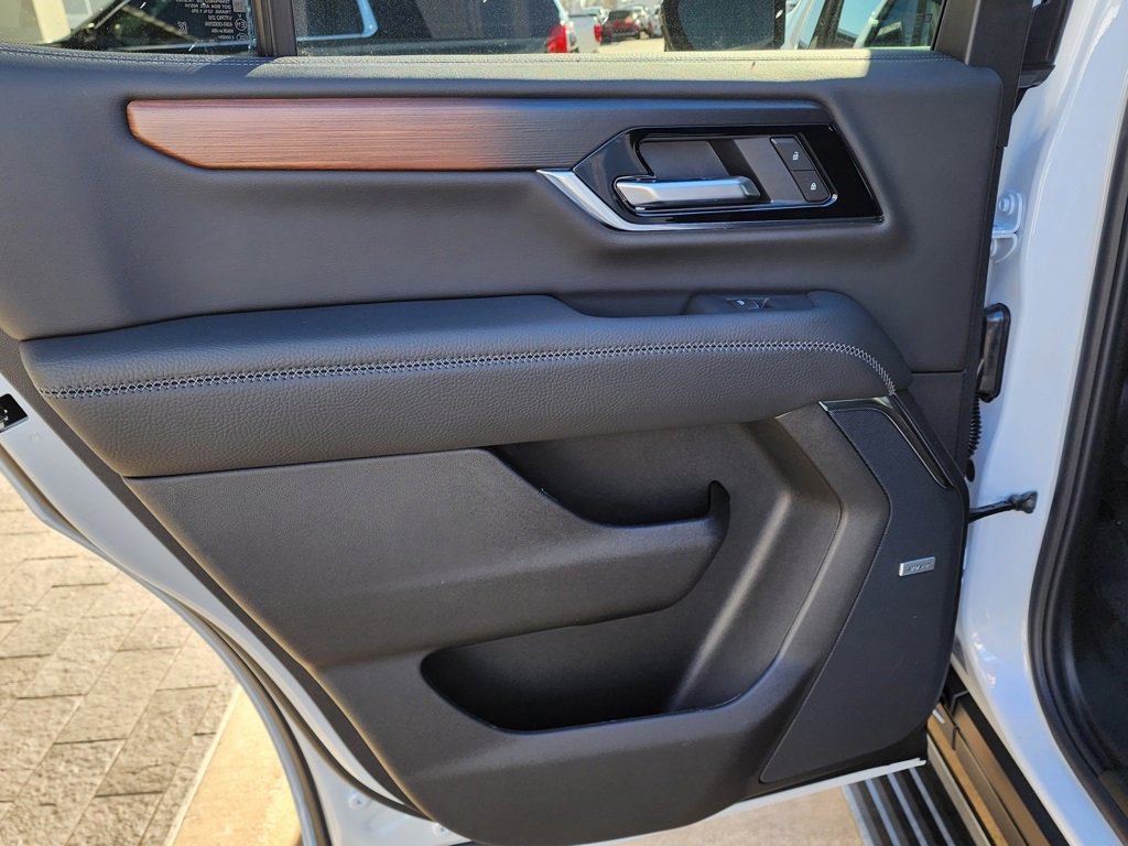 New 2026 GMC Yukon Denali w/ Denali Reserve Package image 50