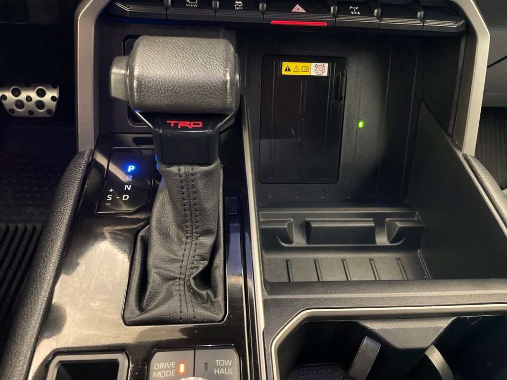 Used 2022 Toyota Tundra Limited w/ TRD Off-Road Package AWD/4WD image 17