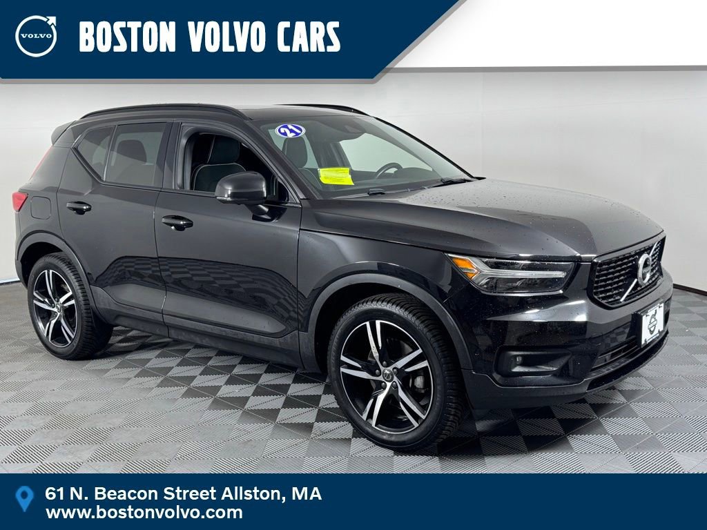 Used 2021 Volvo XC40 T5 R-Design w/ Advanced Package