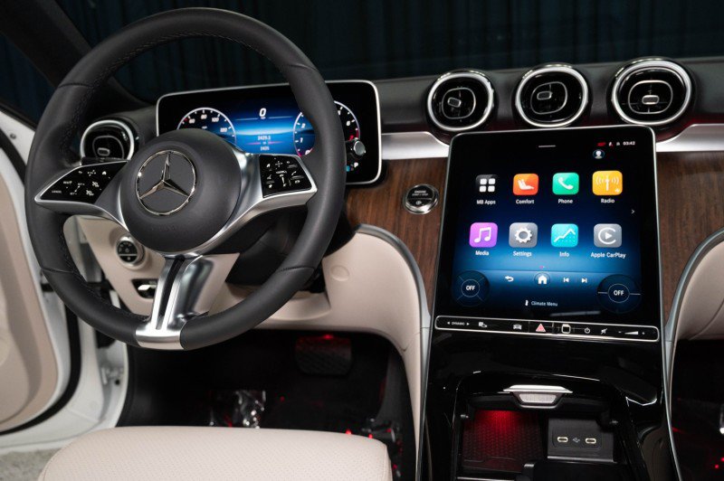 Certified 2026 Mercedes-Benz C 300 Sedan image 18