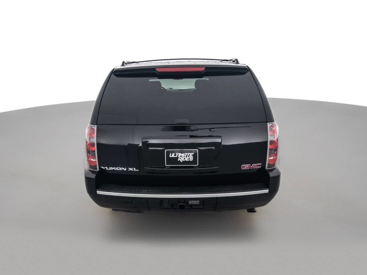 Used 2011 GMC Yukon XL Denali image 6