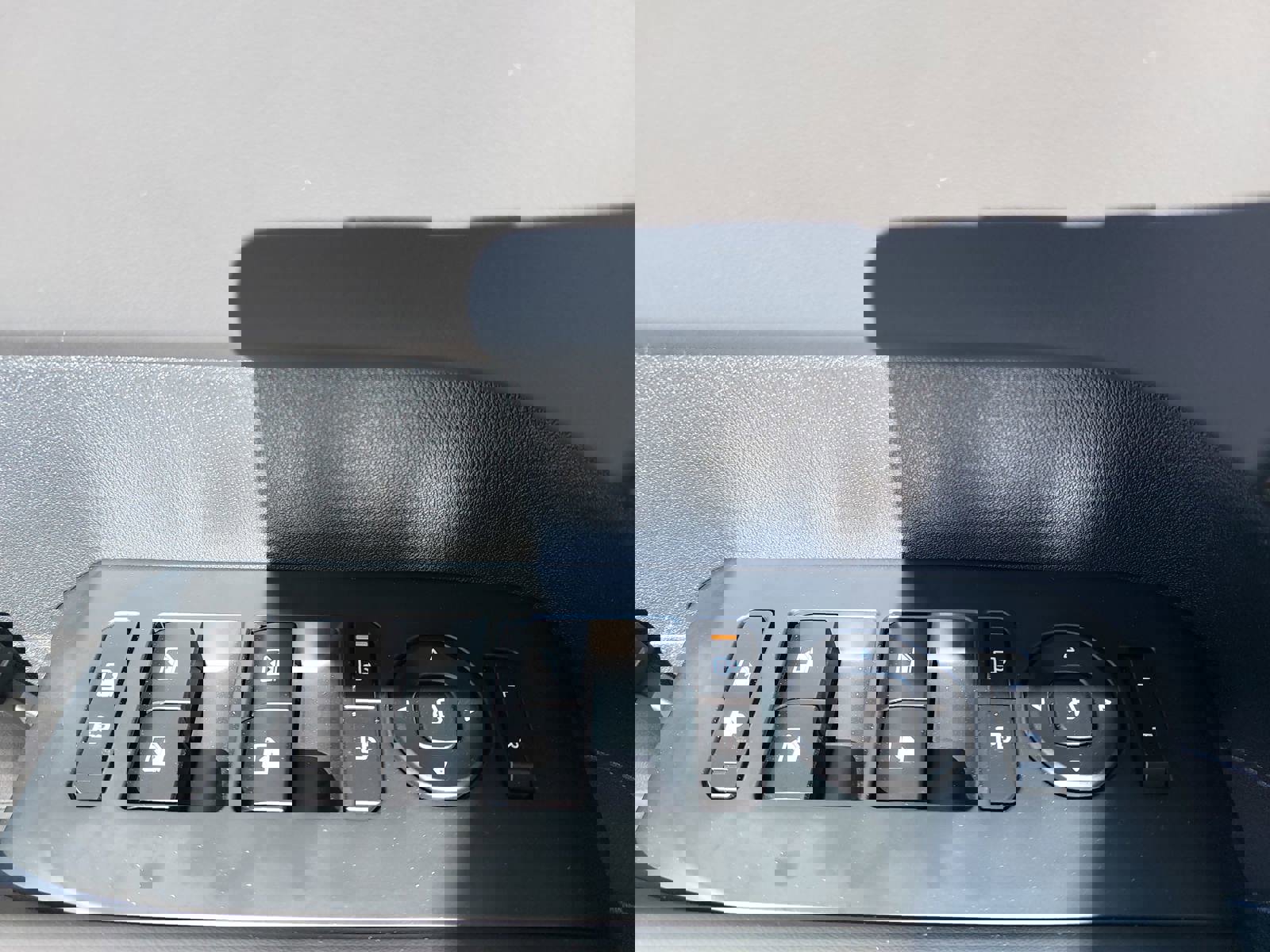 New 2027 Kia Telluride EX X-Line w/ Towing Package image 30