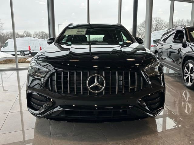 New 2026 Mercedes-Benz GLA 35 AMG 4MATIC image 2