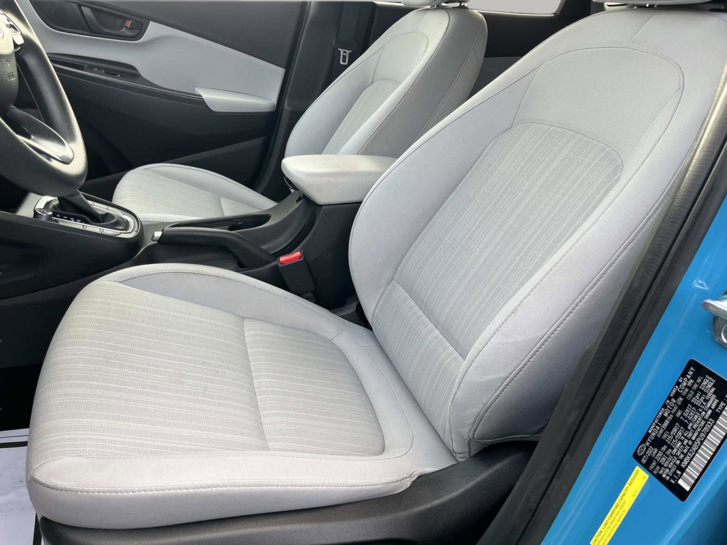 Used 2023 Hyundai Kona SEL image 30