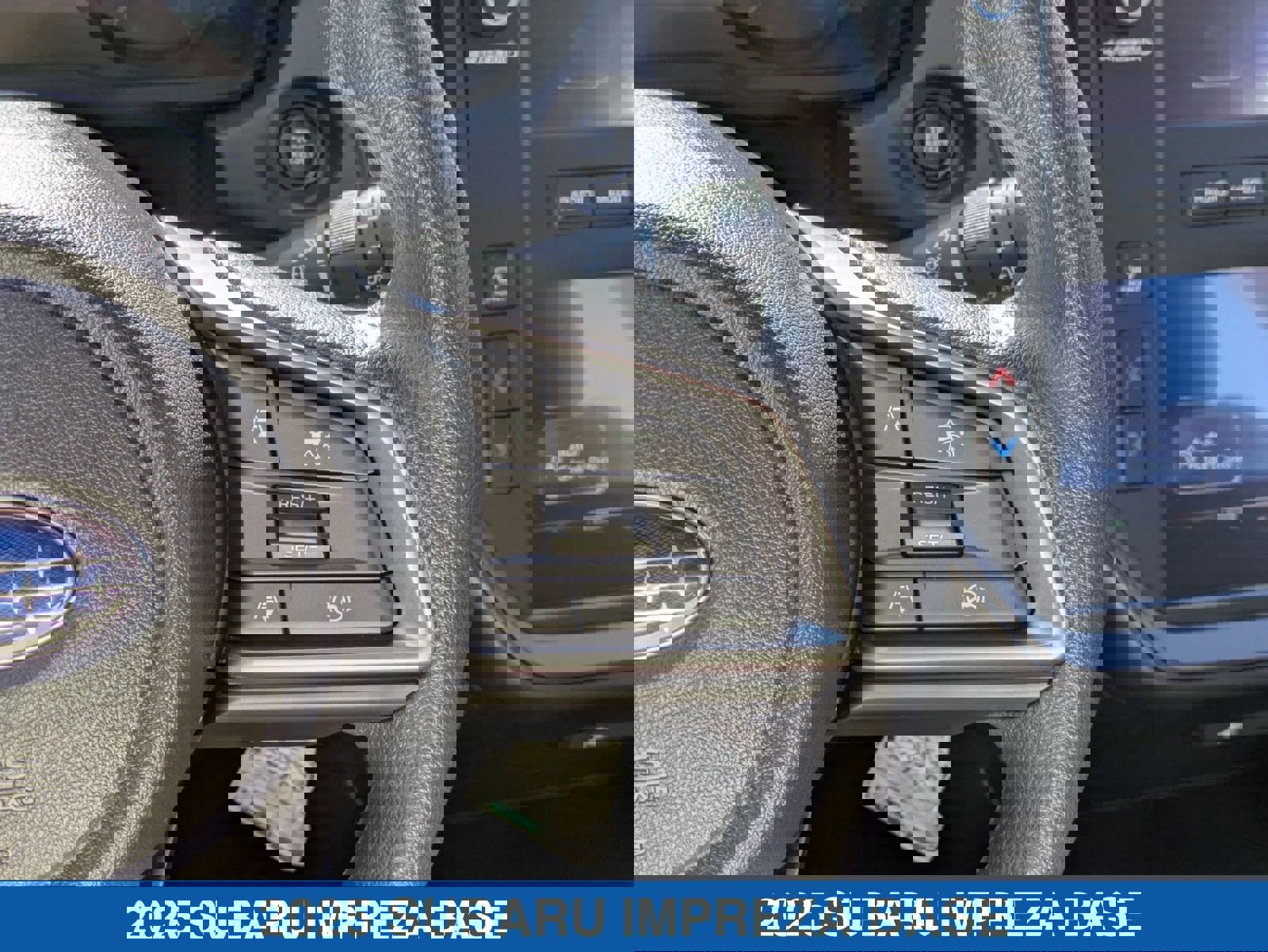 Certified 2025 Subaru Impreza 2.0i image 17