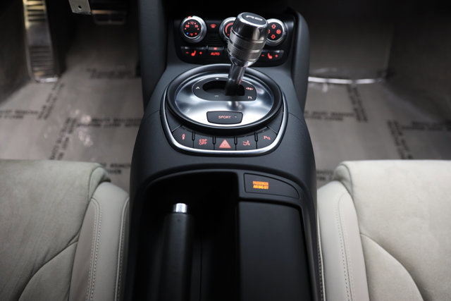 Used 2009 Audi R8 V8 image 76