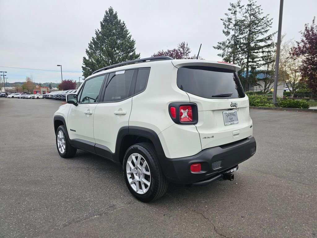 Used 2021 Jeep Renegade Latitude w/ Sun & Sound Group AWD/4WD image 5