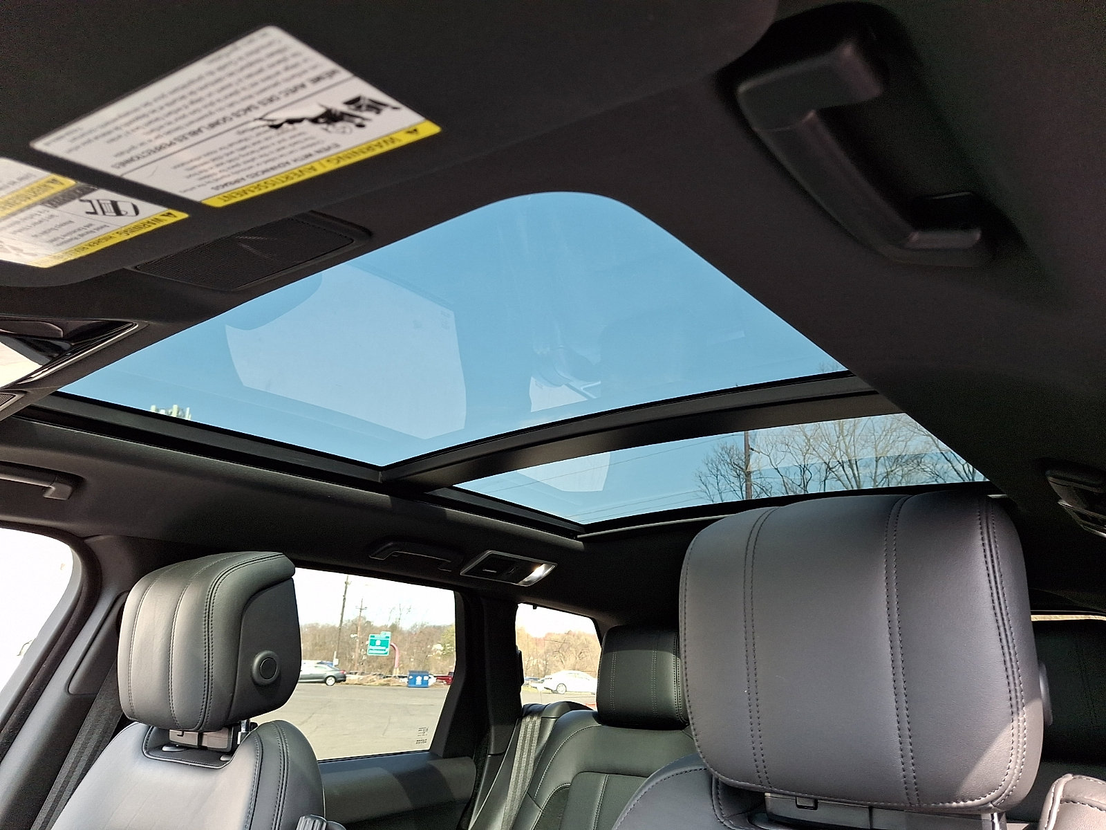 Used 2020 Land Rover Range Rover Sport HST image 14