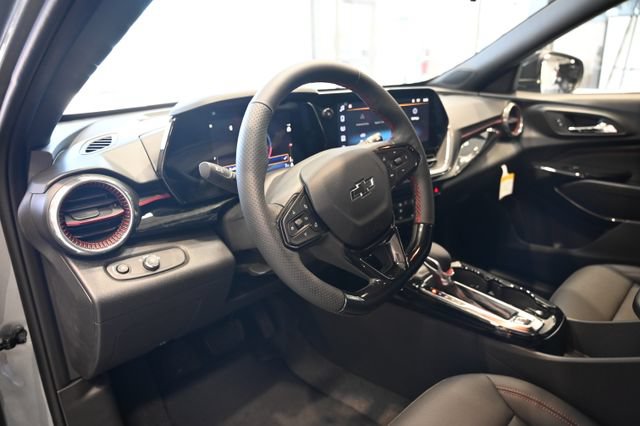 New 2026 Chevrolet Trax RS w/ Driver Confidence Package FWD image 19