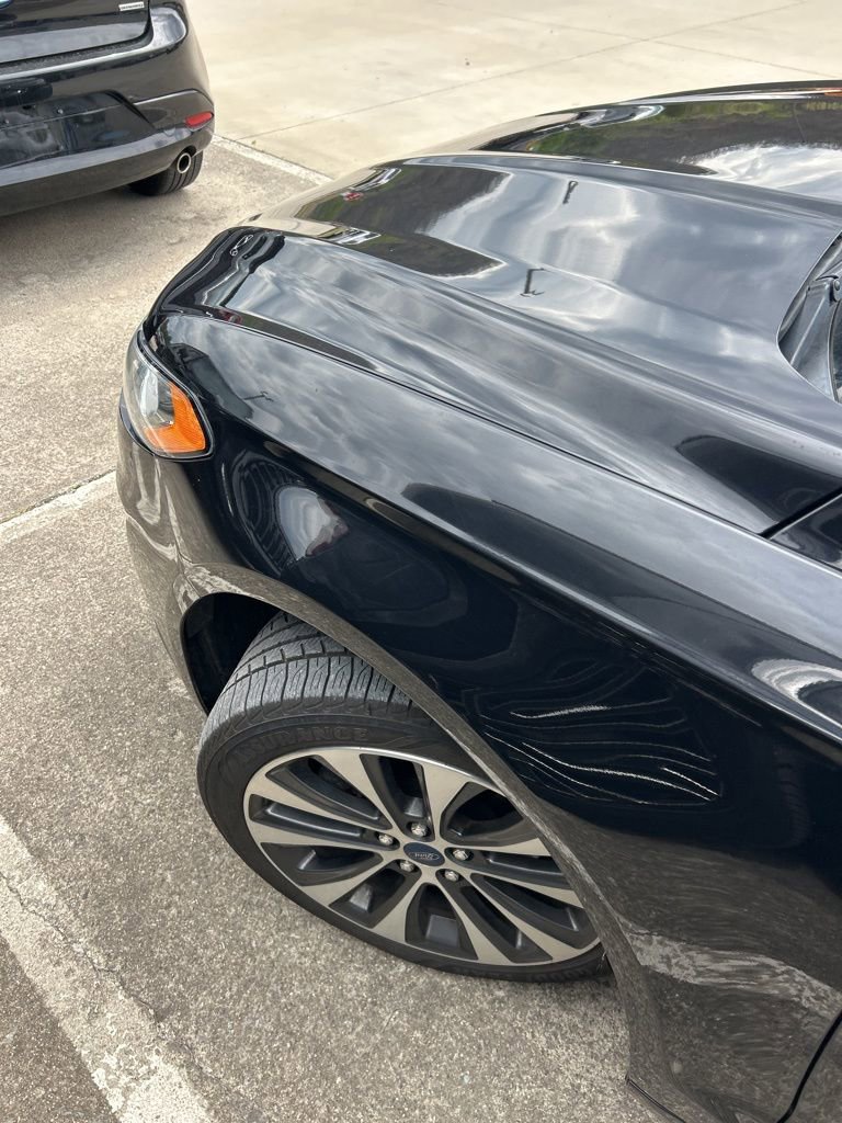 Used 2019 Ford Fusion SE AWD/4WD image 13