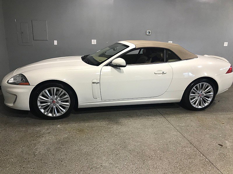Used 2010 Jaguar XK Convertible image 12