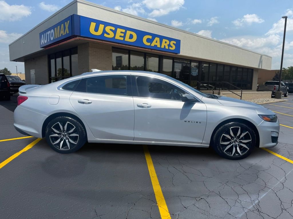 Used 2020 Chevrolet Malibu RS w/ LPO, Convenience Package 1 FWD image 2
