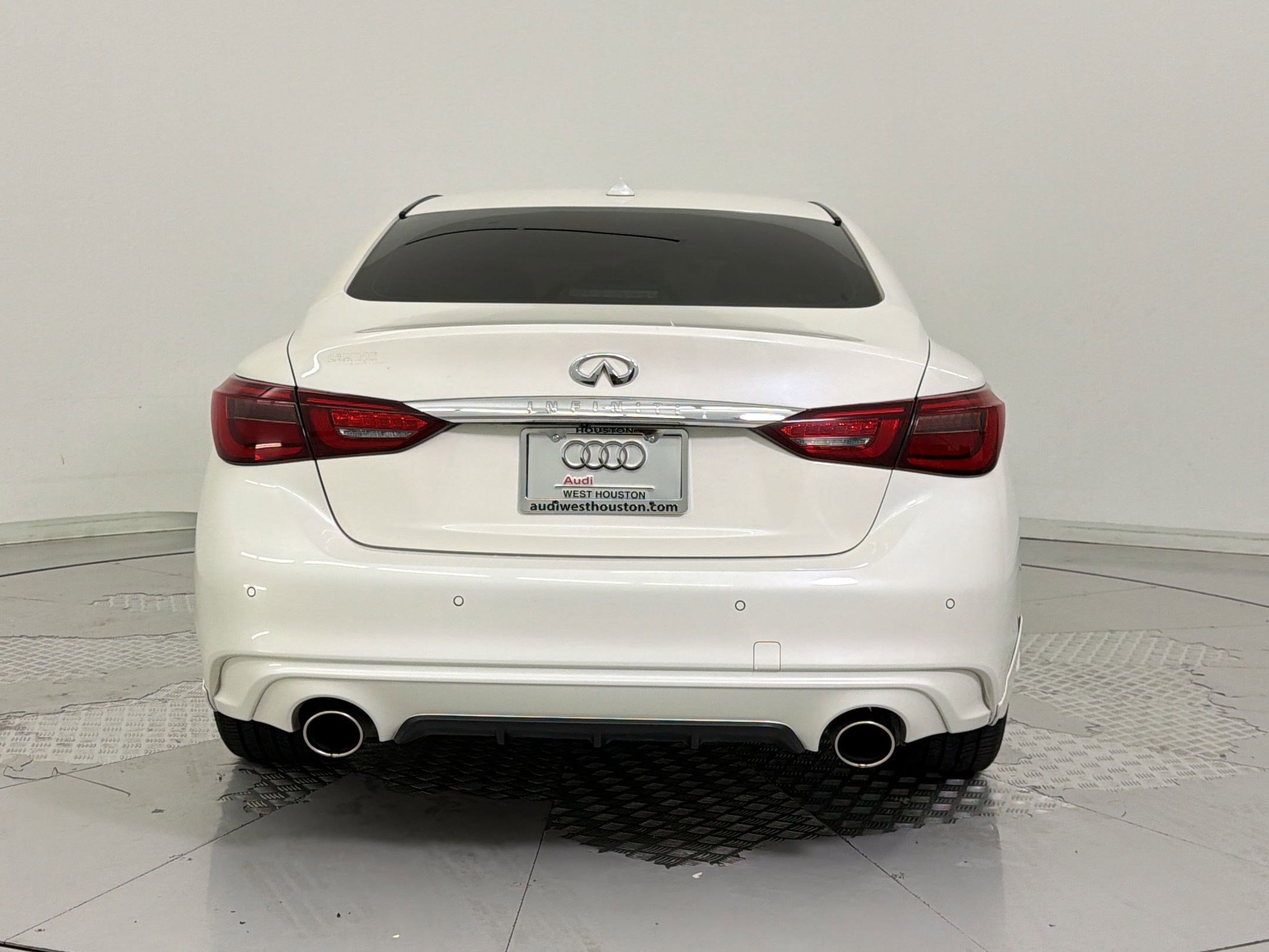 Used 2021 INFINITI Q50 Luxe w/ Cargo Package RWD image 10