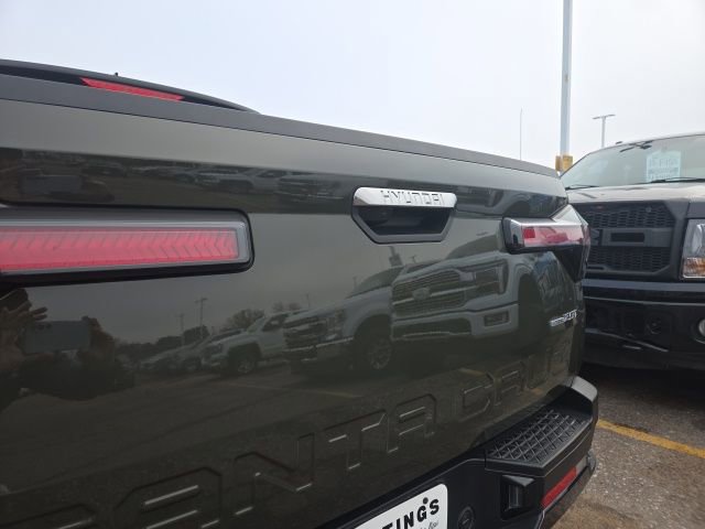 Used 2025 Hyundai Santa Cruz Limited image 5