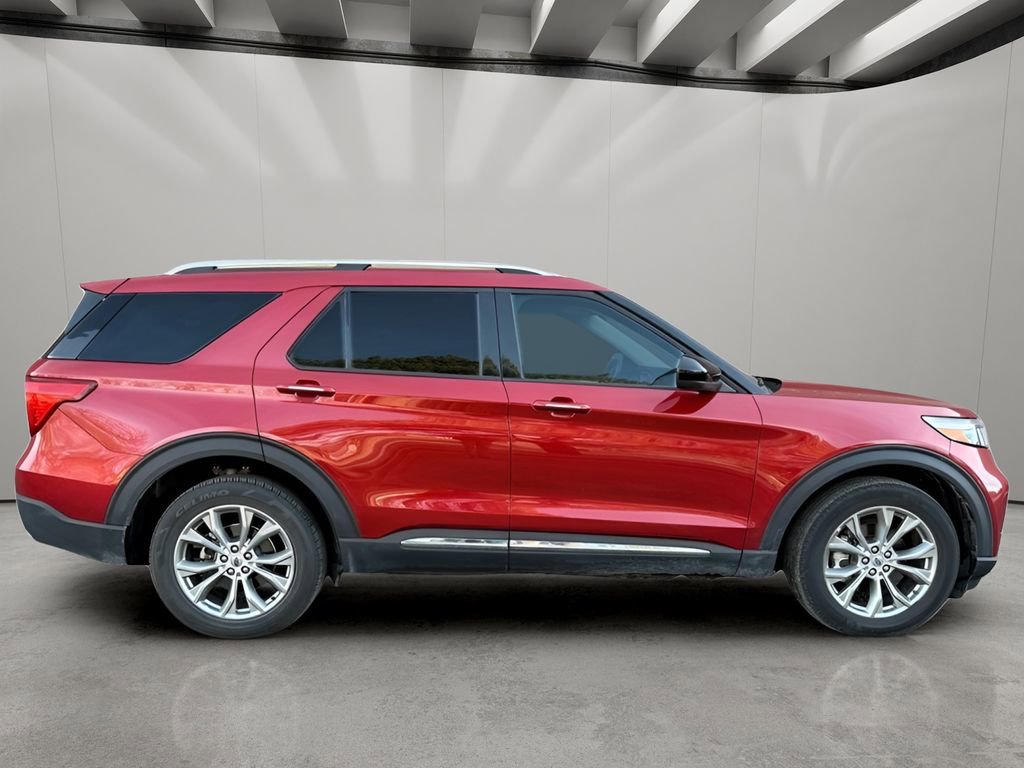 Used 2023 Ford Explorer Limited image 6