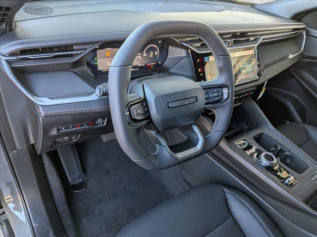 New 2026 Jeep Cherokee Overland image 3