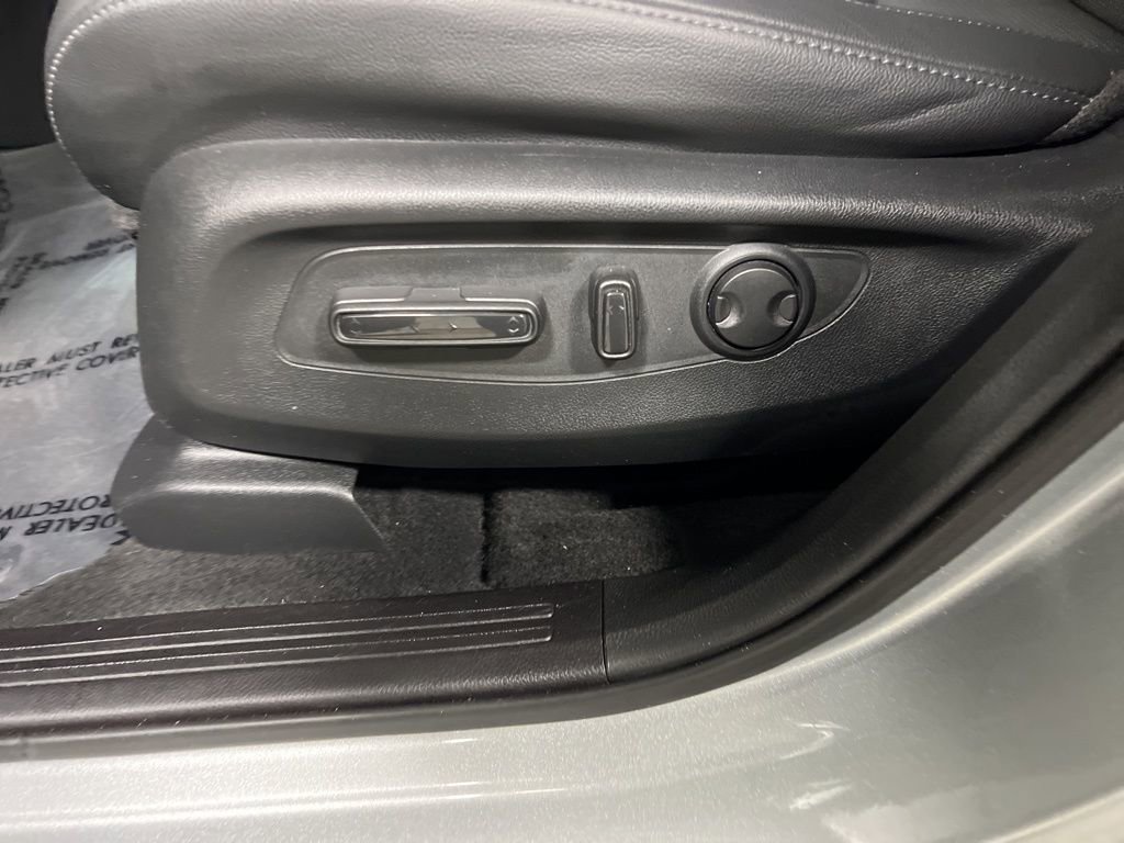 Used 2025 Honda CR-V EX-L image 22