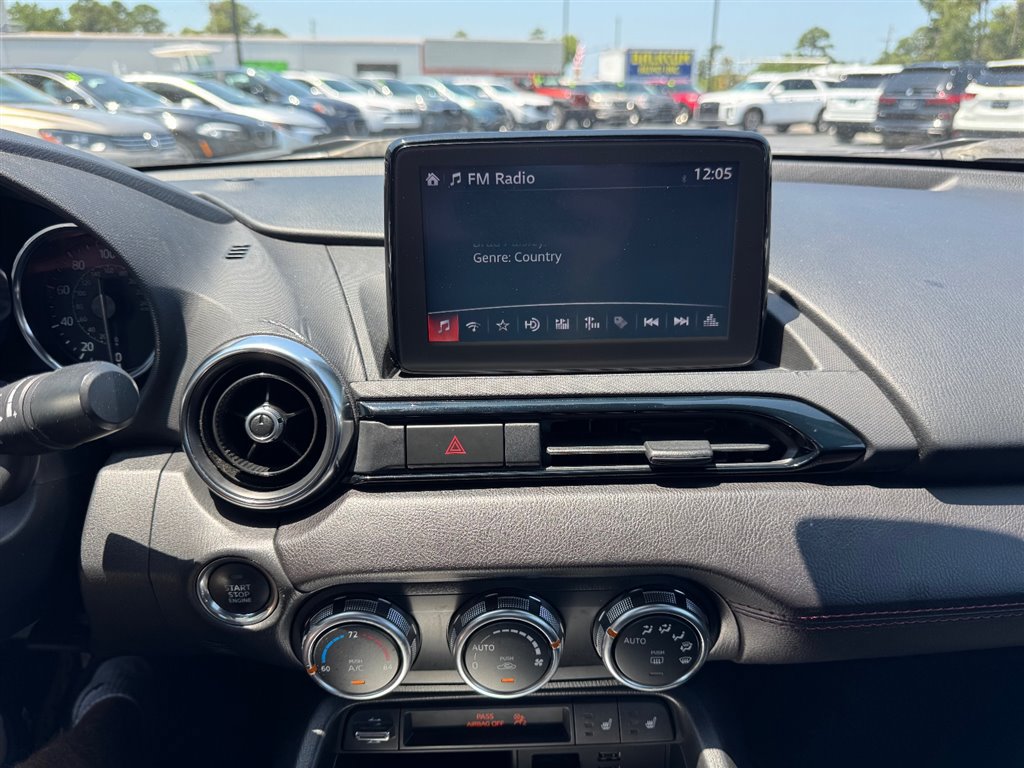 Used 2019 MAZDA MX-5 Miata RF Grand Touring w/ GT-S Package RWD image 15