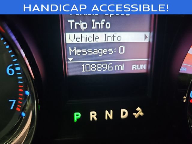 Used 2013 Chrysler Town & Country Touring FWD image 16